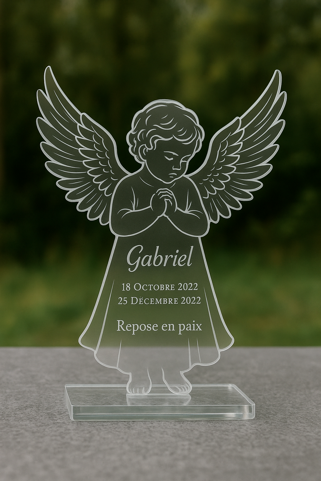Plaque funéraire en plexiglas avec motif ange enfant délicat